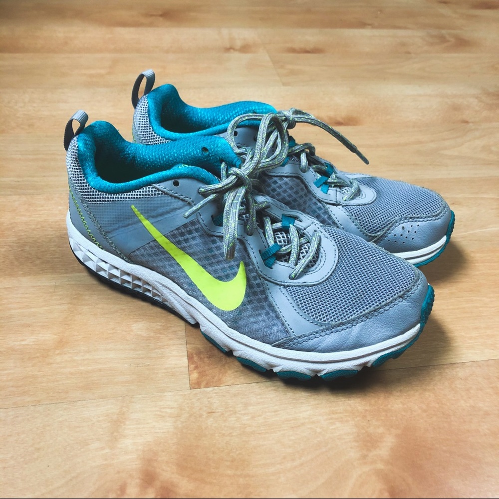 Nike Gray & Teal Wild Trail Running Sneaker Athletic Shoe Womens Size 6.5 - Picture 1 of 8